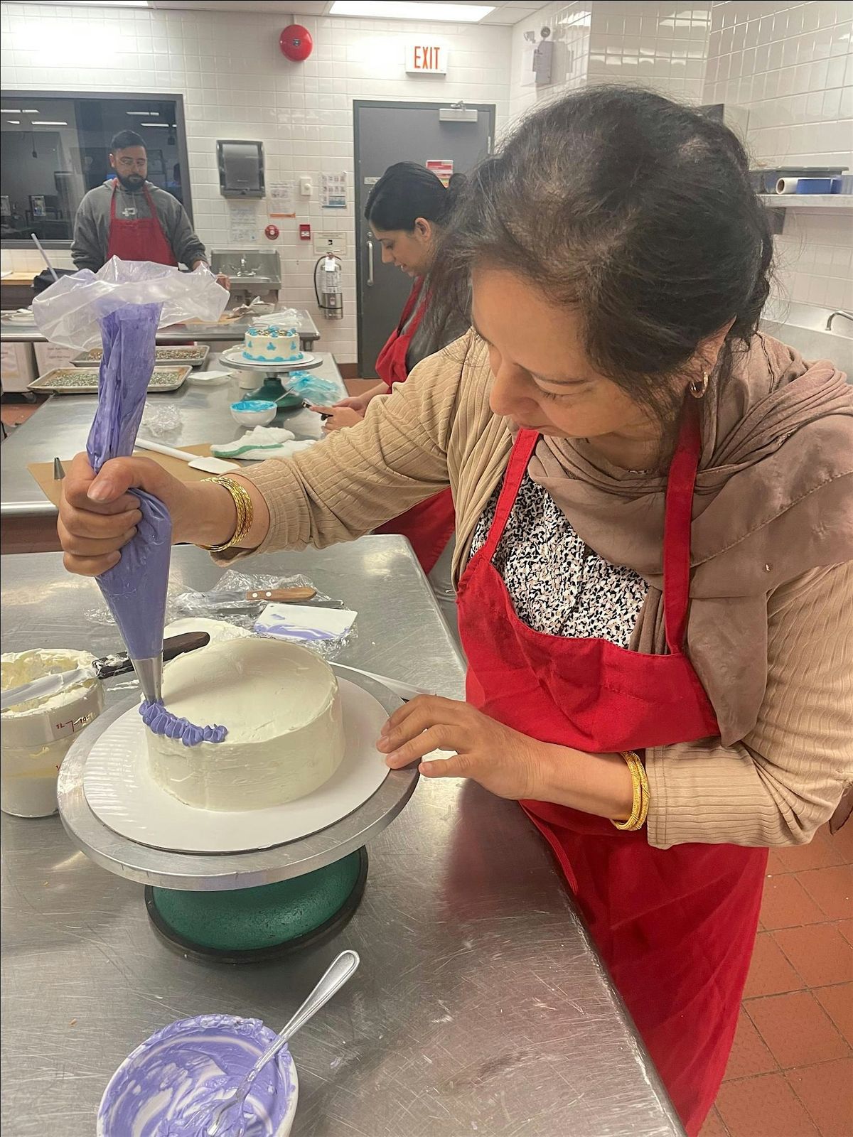 Beginners Cake Decorating, 21 December | Event in Burnaby | AllEvents