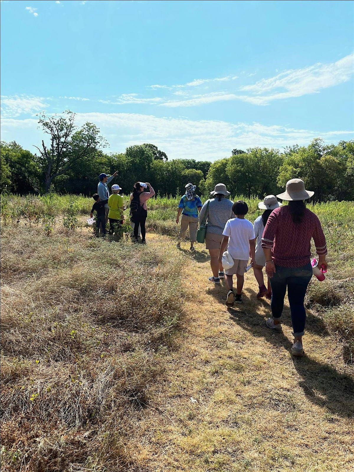 Bilingual Spanish Guided Hike at Cedar Ridge Preserve 9am-11am, 12 October | Event in Dallas | AllEvents