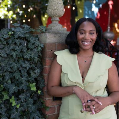 Jonea M Weekley, Licensed REALTOR in DC and MD logo