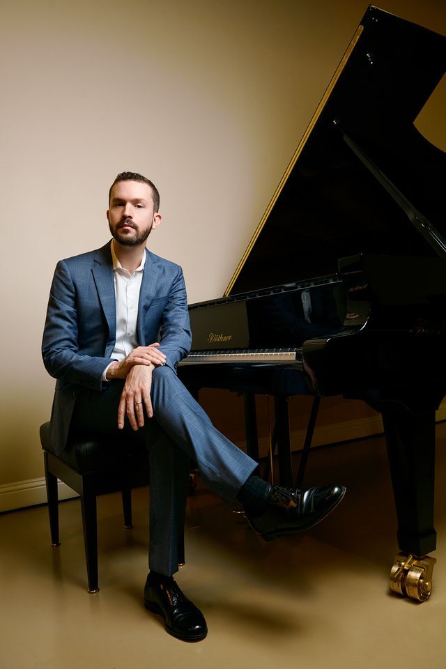 "Reflections" Pianist Evan Mitchell at Friday Musicale, Friday