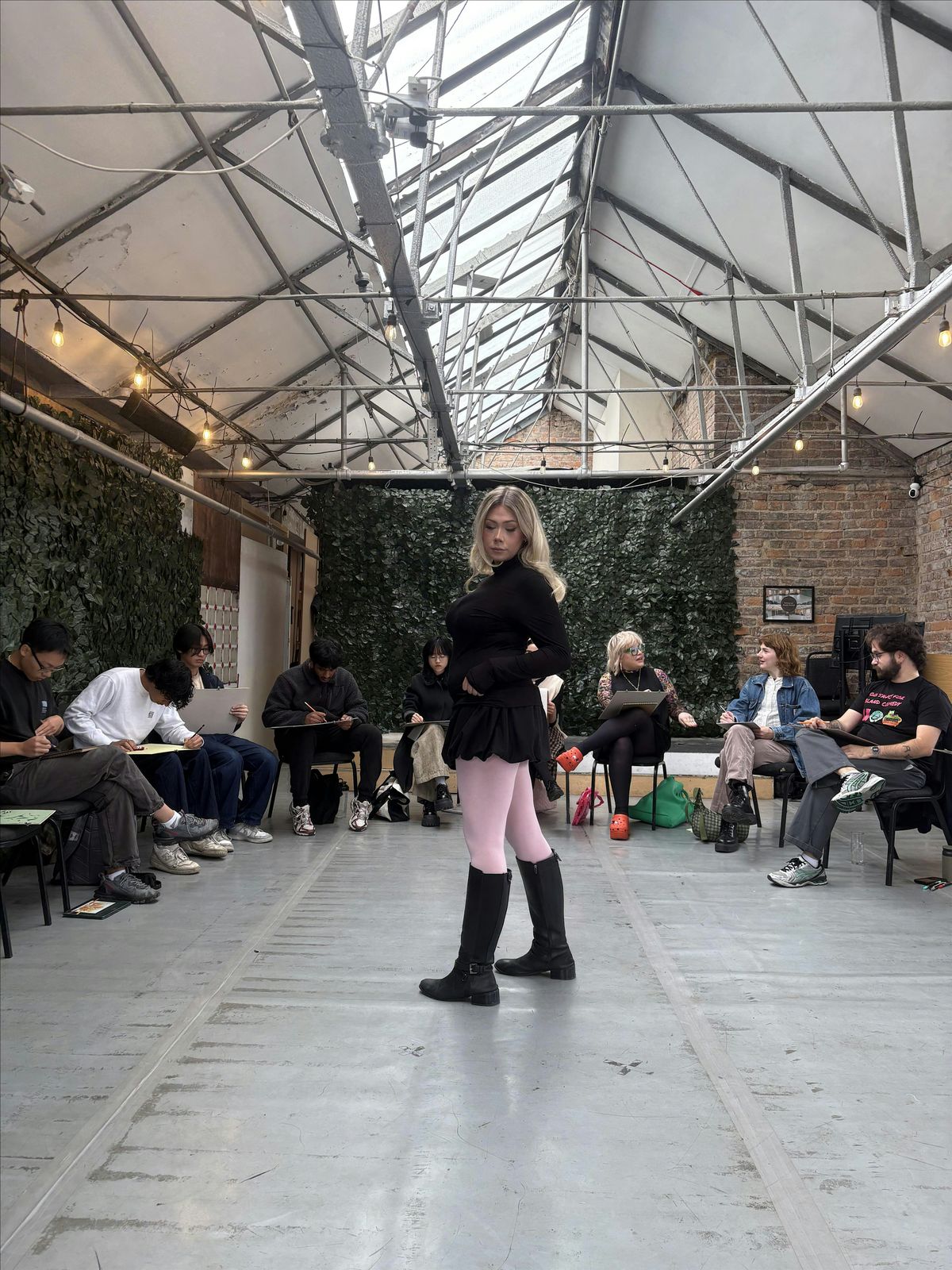 Unserious Life Drawing 7th December, 7 December | Event in Manchester | AllEvents