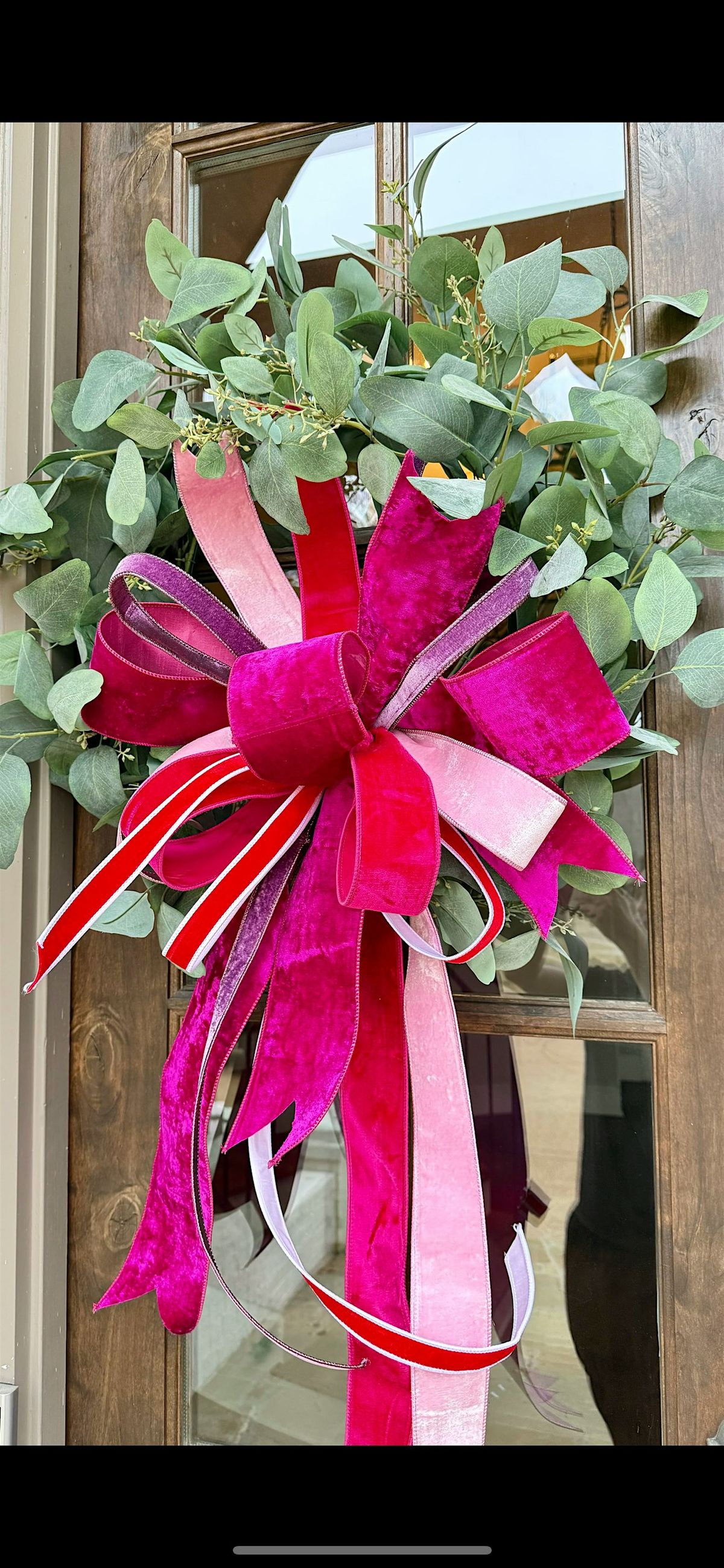Elevate your Festive Decor with Designer Bows, 23 November | Event in Hudson | AllEvents