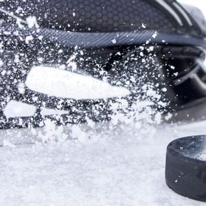 Parking LIU Sharks at UConn Huskies Mens Hockey