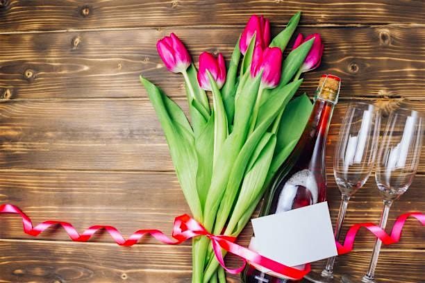 Sips & Stems: A Mother's Day Bouquet Bar, 10 May | Event in Loudonville | AllEvents