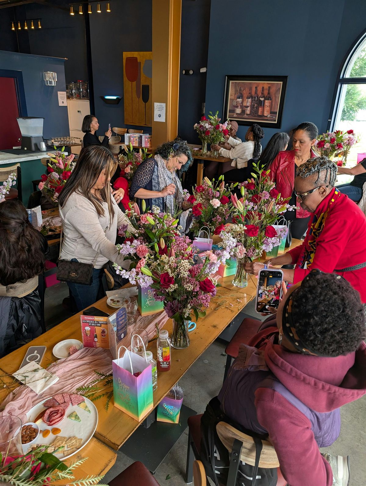 Bubbles & Blooms: Floral Arrangement Workshop, 27 July | Event in Pittsburg | AllEvents