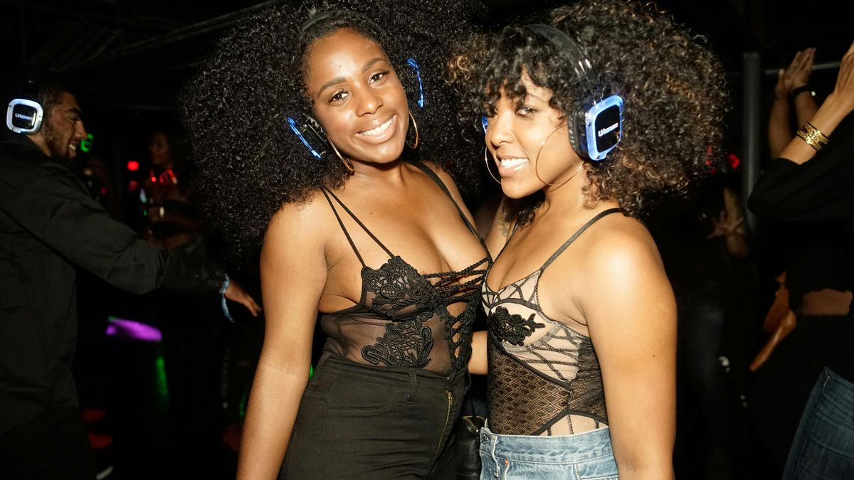 DALLAS •  SILENT PARTY 90S BABIES X 2000 VIBES X TODAY'S HITS | Event in Dallas | AllEvents