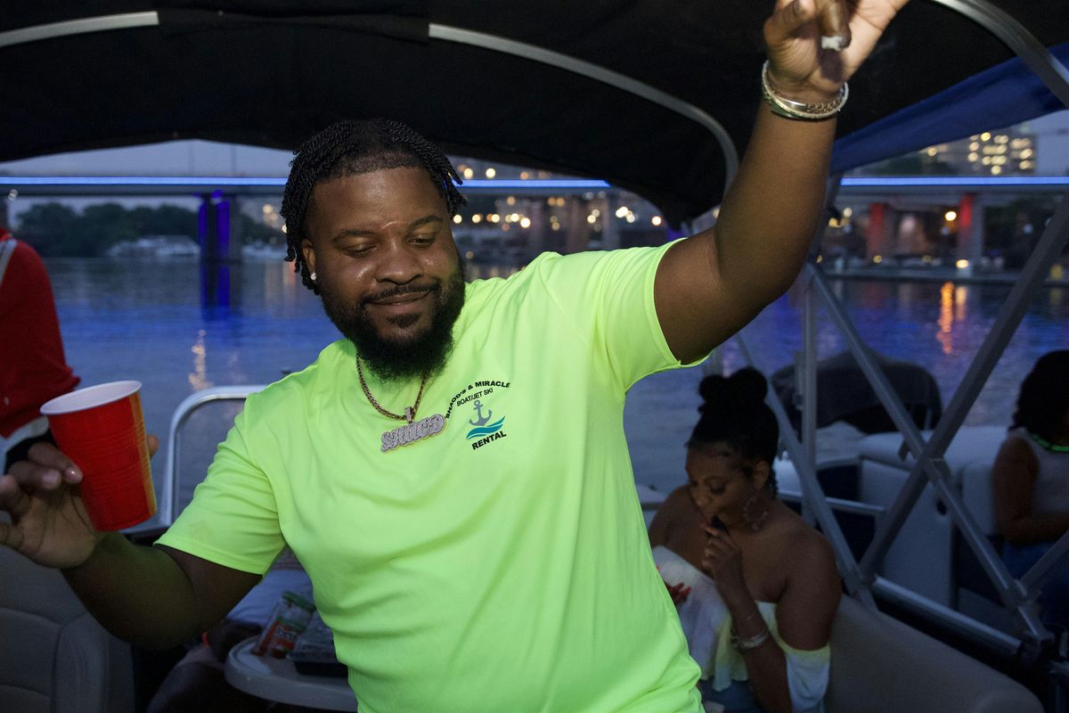 R & B Water Vibez  Sunset Cruise (D.C. Edition), 27 June | Event in Washington | AllEvents