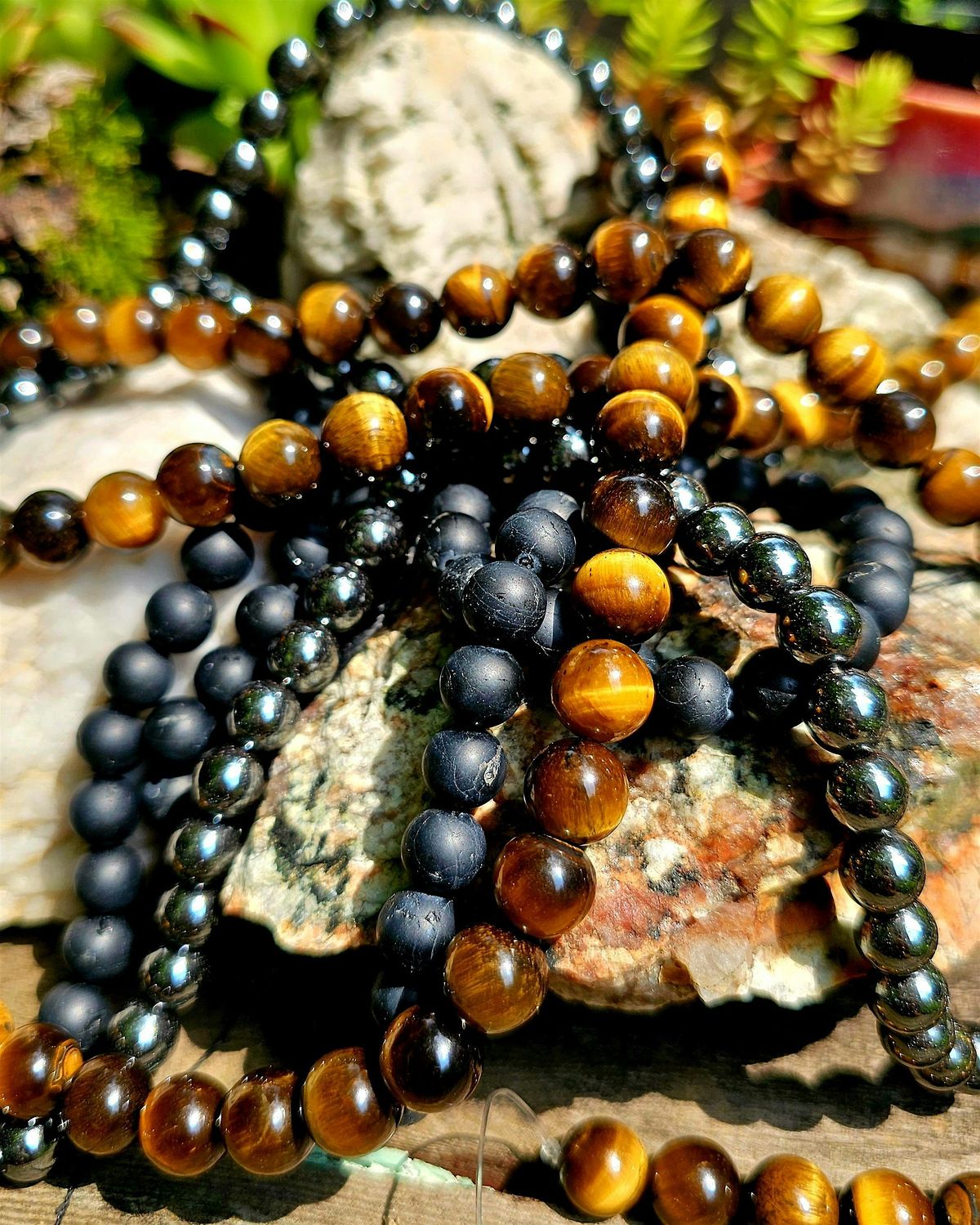 Make your own Reiki infused Mindful Wanderer Bracelet at Shelter House 2025, 9 August | Event in Emmaus | AllEvents