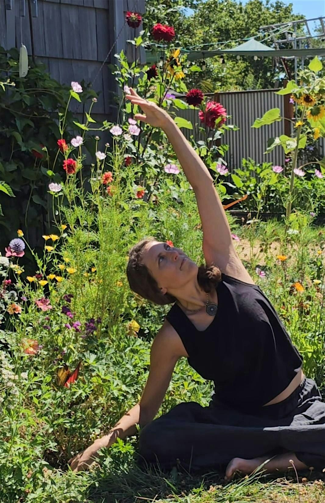 Gentle Yoga at Swan Island Dahlias with Bece Kidder, 14 August | Event in Canby | AllEvents
