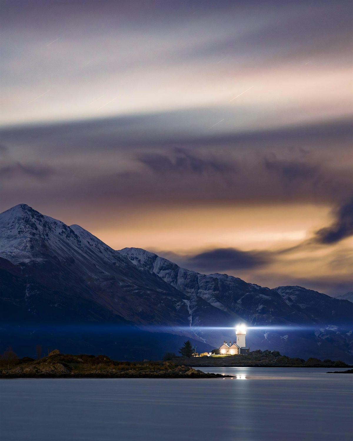 Skye at Night - Andrew Tobin (LIVE OR ZOOM), 8 December | Event in Guildford | AllEvents