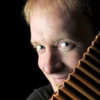 Panflötist Matthias Schlubeck