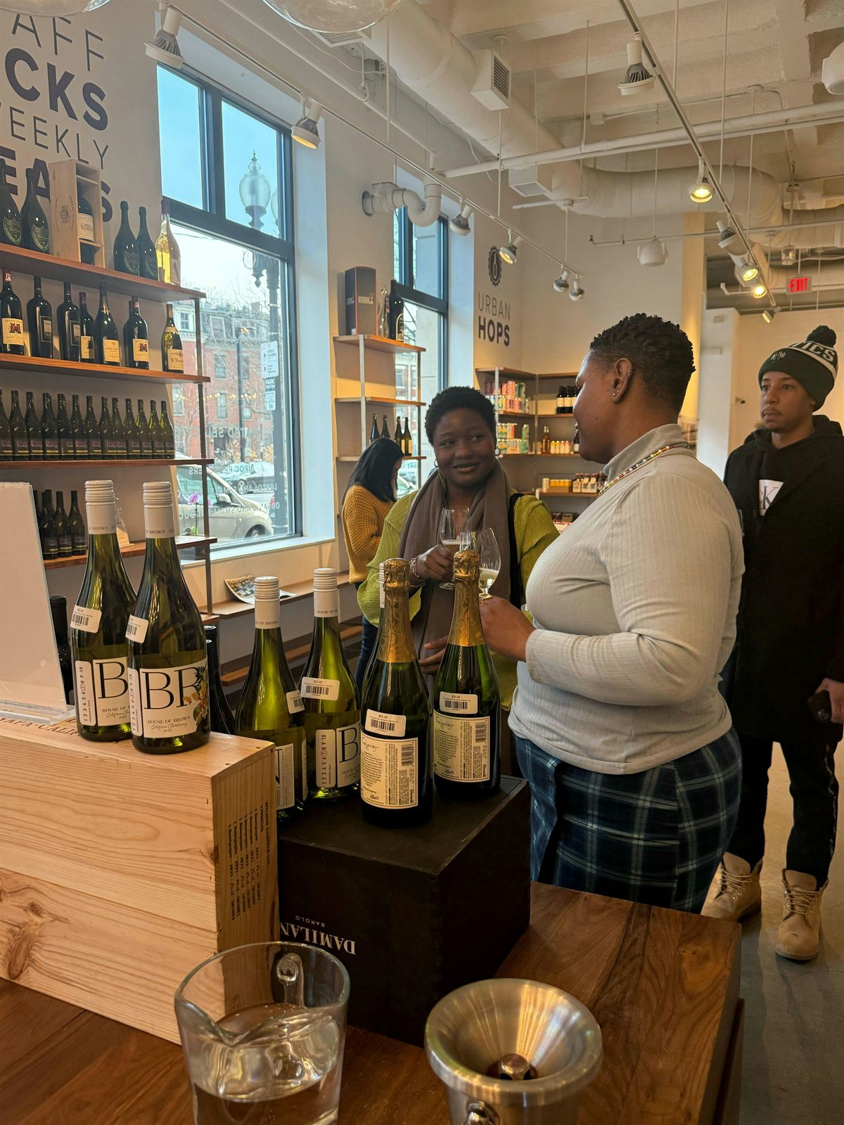 Free Saturday Wine Tasting at The Urban Grape Boston!, 16 August | Event in Boston | AllEvents