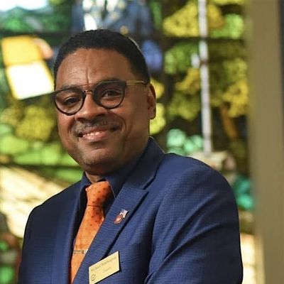 Michael Washington logo