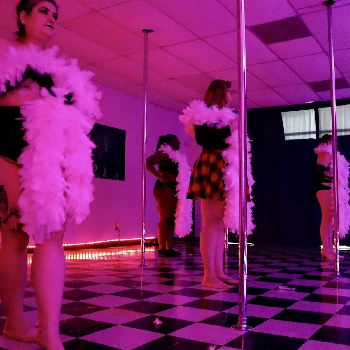 POLE & TEASE 3-WEEK CLASS (All Levels Welcome!), 4 August | Event in Houston | AllEvents
