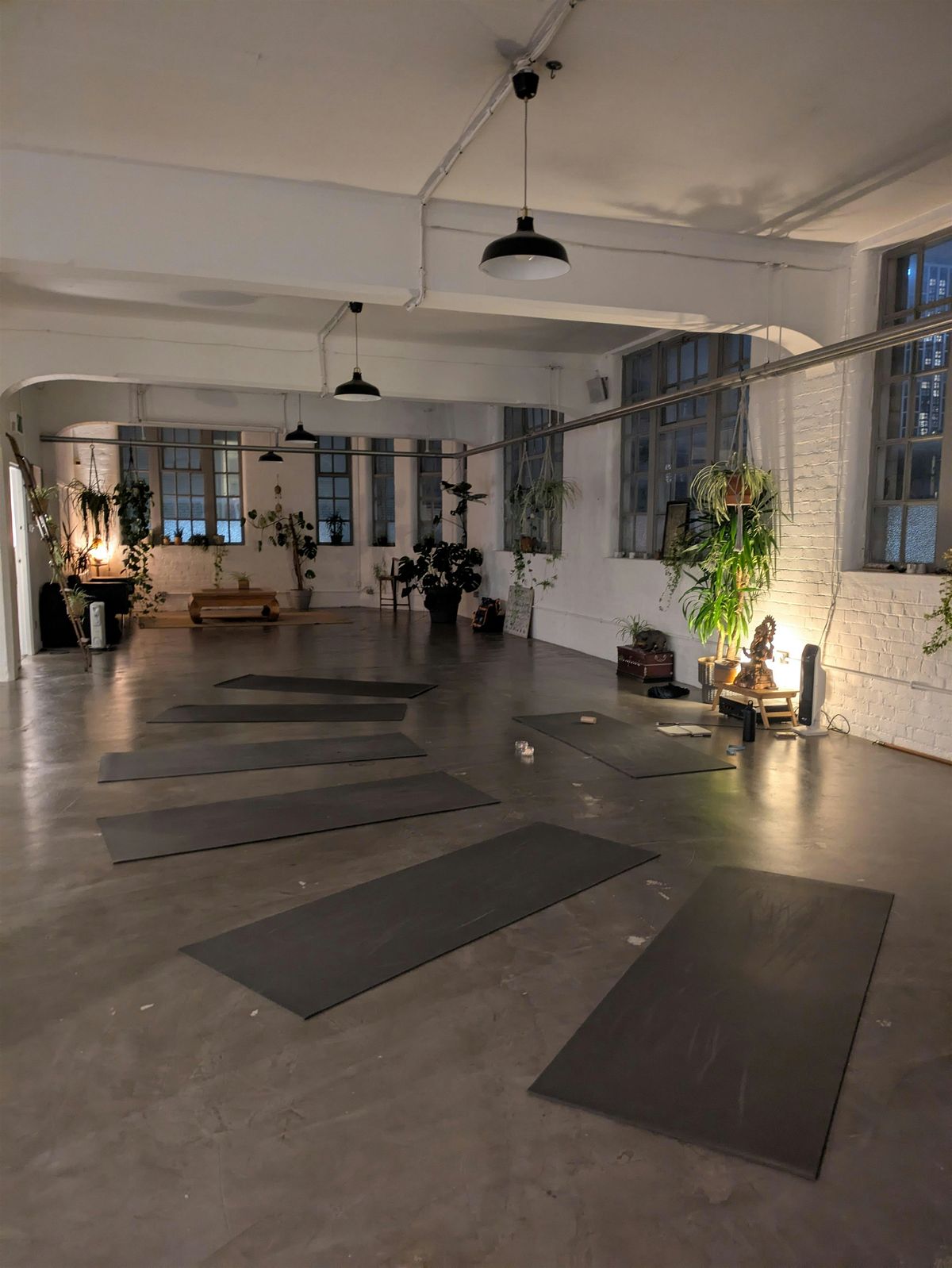Monday Breathwork with Matt | 19:15 | 60 min @exhalebreath, 6 October | Event in Manchester | AllEvents