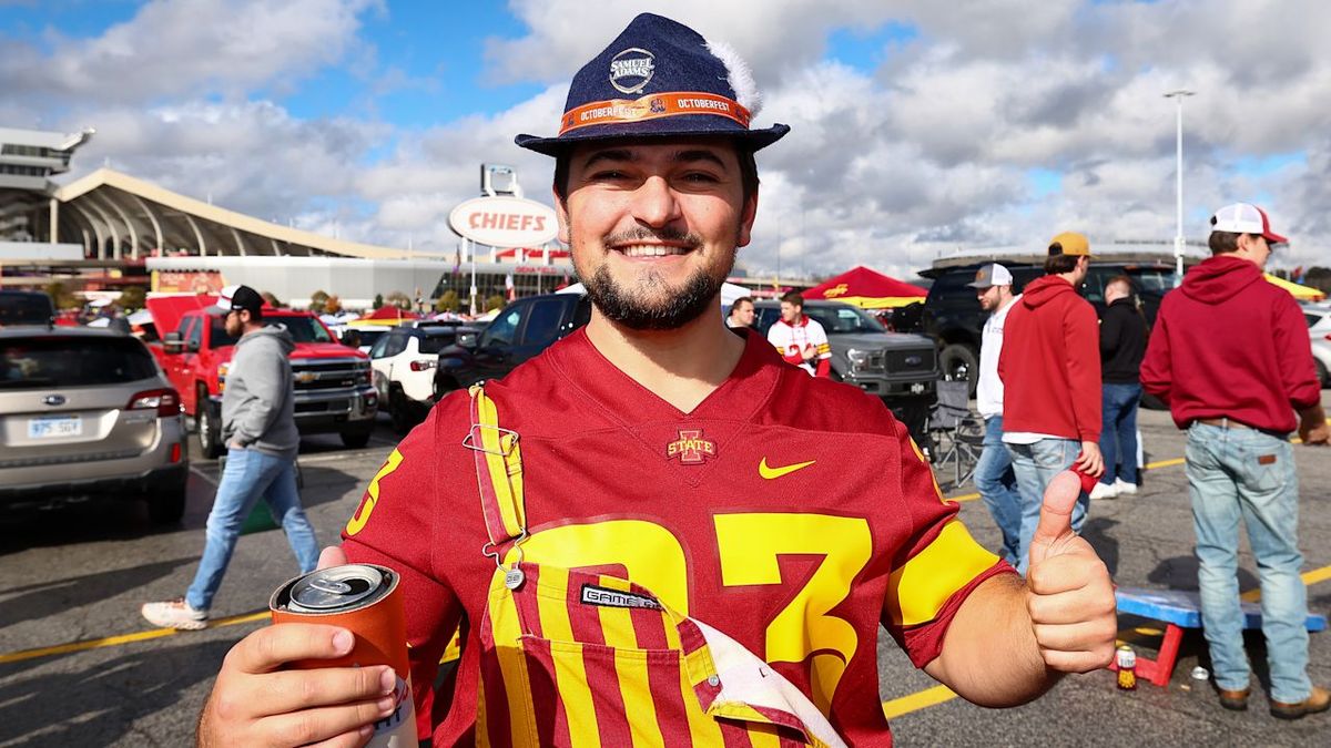 Kansas Jayhawks at Iowa State Cyclones Football at MidAmerican Energy Field at Jack Trice Stadium, 22 November