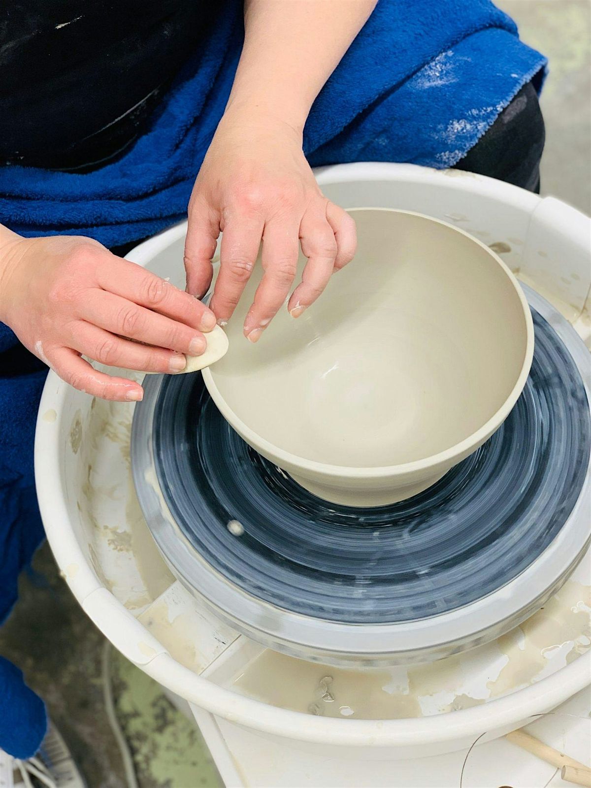 Try it! Ceramics Wheel Throwing Workshop, 4 May | Event in Newton | AllEvents