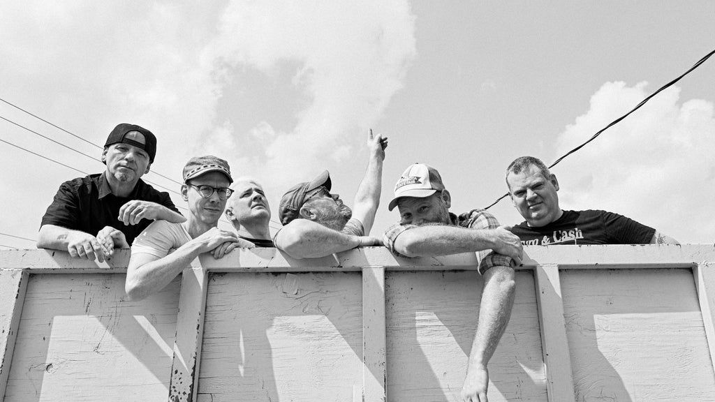 Bear vs Shark + Signals Midwest + Eck!, 9 November | Event in Grand Rapids | AllEvents