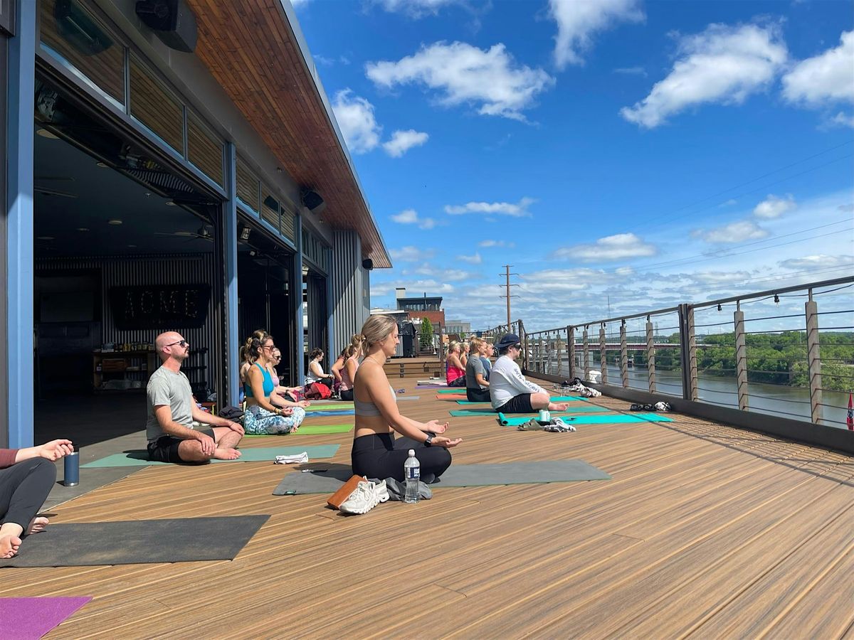 Yoga Buzz,  A Rooftop Yoga Series - Downtown Nashville, 4 May | Event in Nashville | AllEvents
