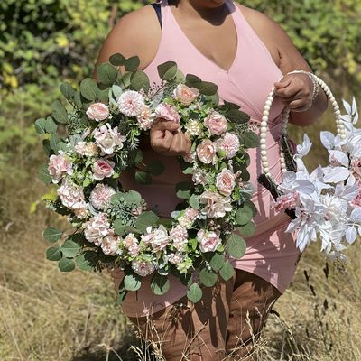 House of Heritage Artisan Wreaths logo