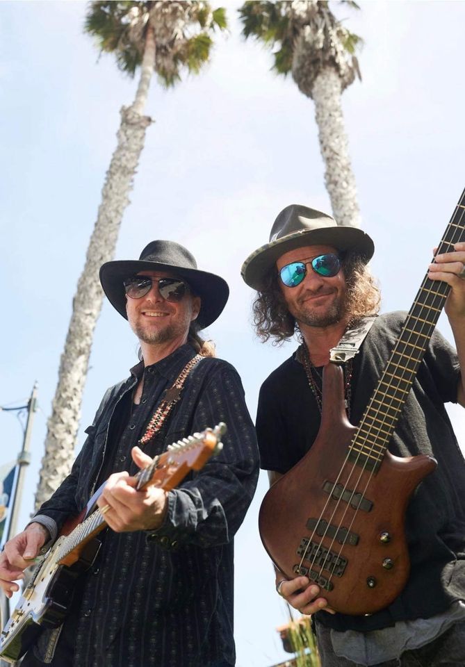 Live Music With Feed The Kitty Manhattan Village Manhattan Beach live-music-with-feed-the-kitty-manhattan-village-manhattan-beach