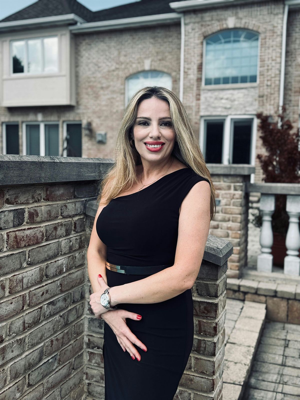 Sip, Smile & Shine: Professional Networking Headshot Party, 20 December | Event in Northfield | AllEvents