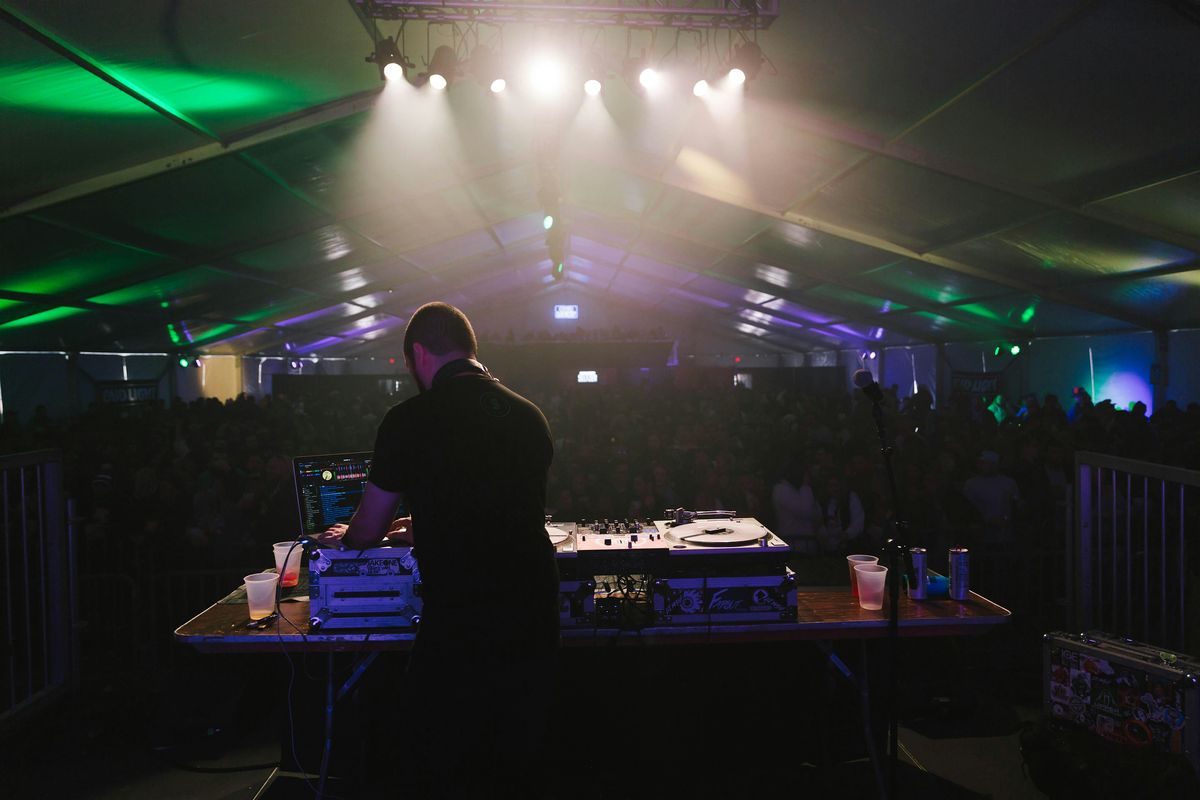 Bud Light Party Tent, 14 February | Event in St. Louis | AllEvents