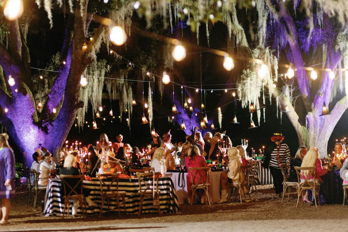 Spooky Soirée at Hewitt Oaks, 30 October | Event in Bluffton | AllEvents
