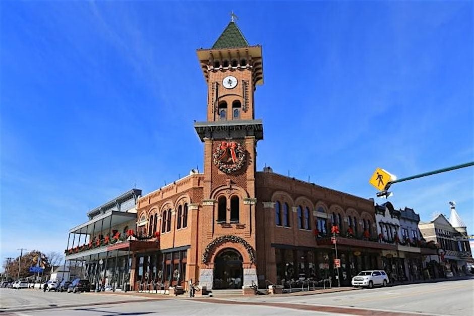 A Date Night Adventure! - Get Your Fill of Fun in Grapevine! | Event in Grapevine | AllEvents