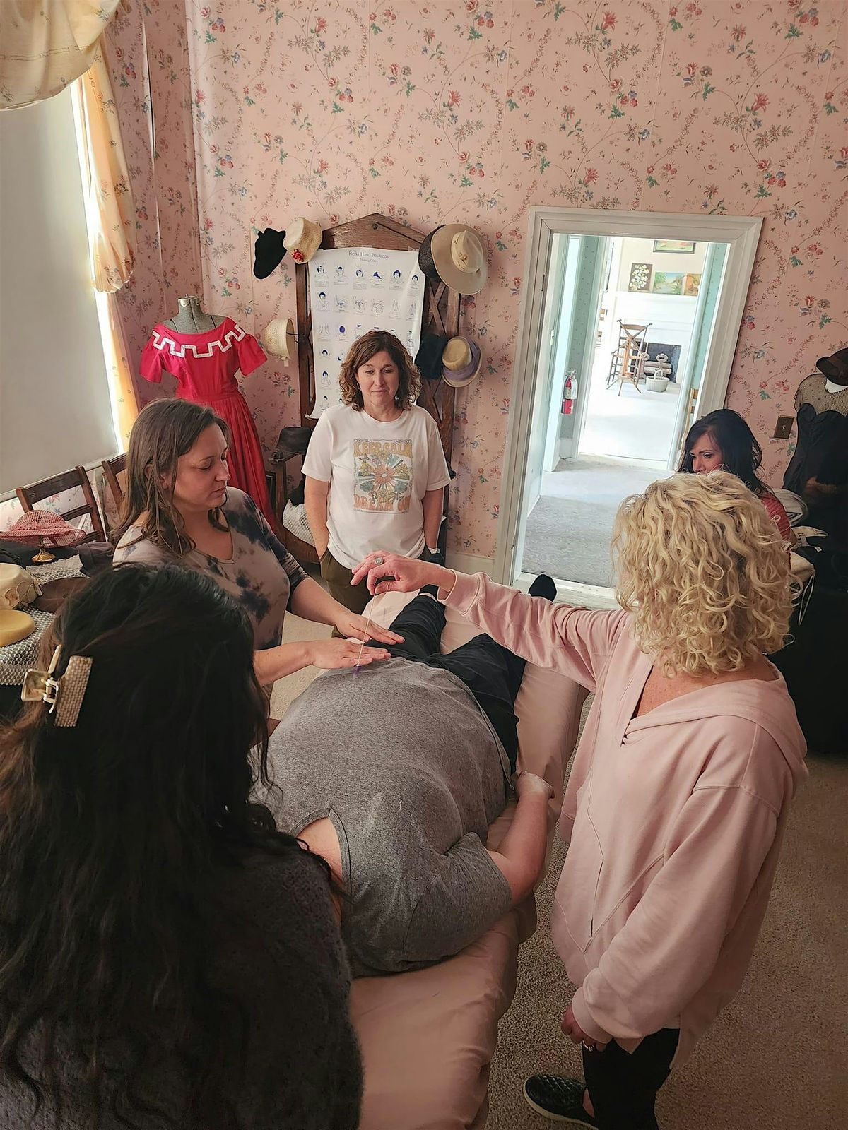 Aug 2025 Reiki Level 1 and 2 Attunement Certification, 9 August | Event in Napoleon | AllEvents