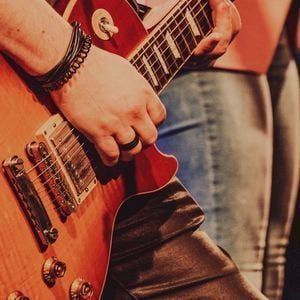 The She Gees - Bee Gees Tribute