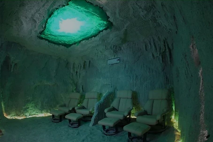 Salt Cave Somatic Hip Release & Reiki, 22 July | Event in Borehamwood | AllEvents