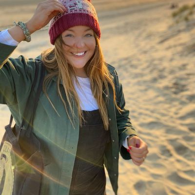 Jana Des Forges logo