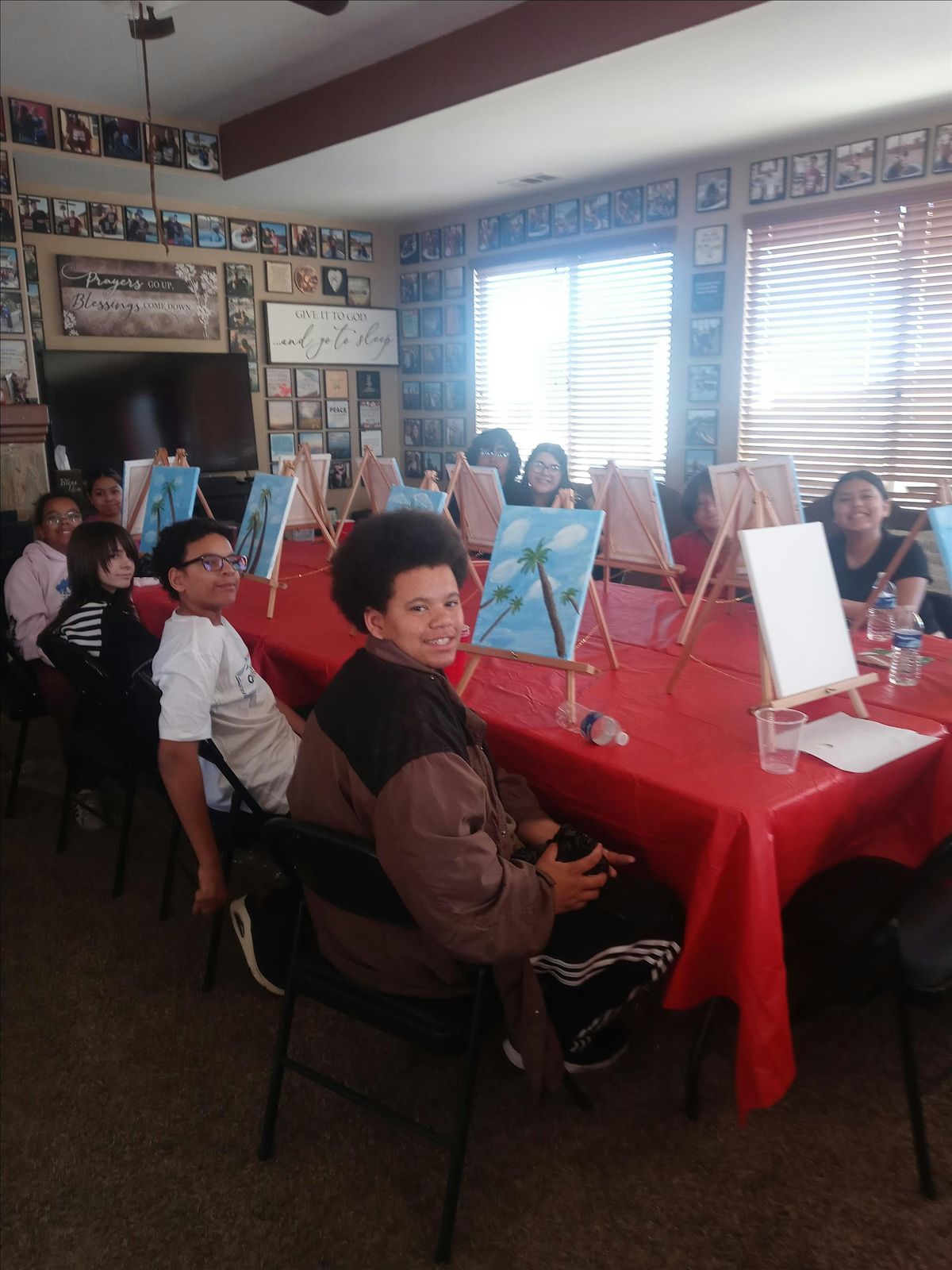 HeARTworks: Free Arts Program for Youth 12 to 18, 24 May | Event in Adelanto | AllEvents