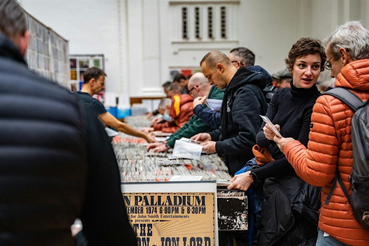 Big Record fair for Walsall - fast track tickets, 9 November | Event in Walsall | AllEvents