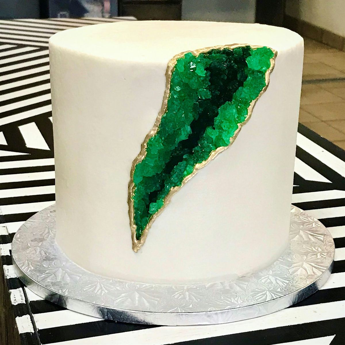Geode Cake  Decorating Class, 20 September | Event in High Point | AllEvents