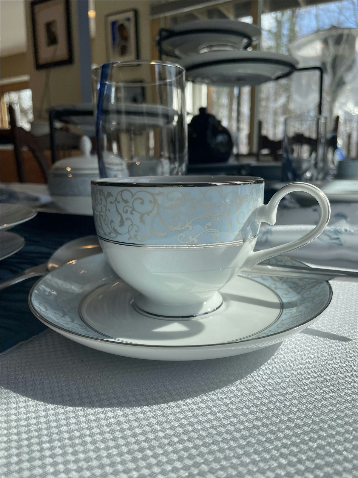 English Style High Tea & Art Show with The Social Palette & Botanika, 16 August | Event in Salt Lake City