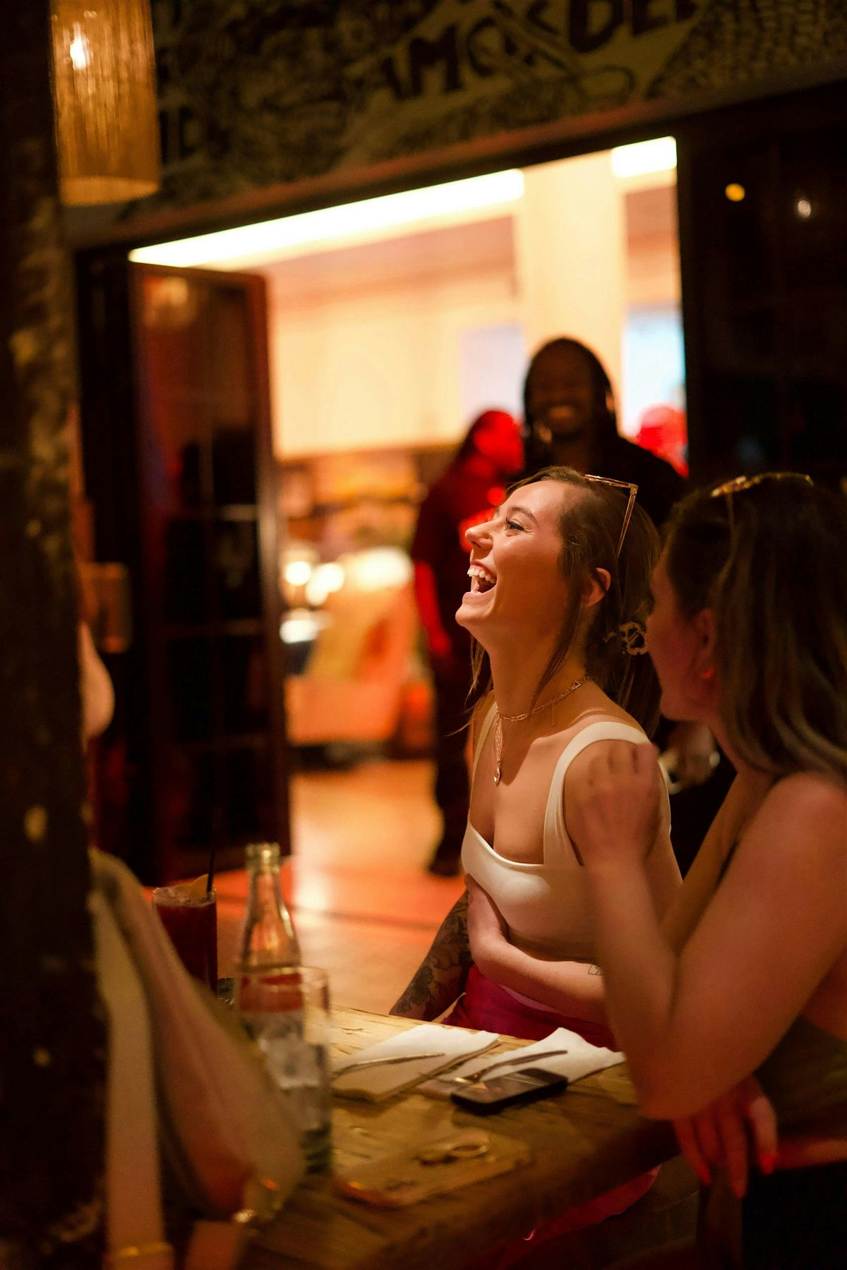 Vino Vibes & Live Acoustic Sessions, 6 August | Event in Miami Beach | AllEvents