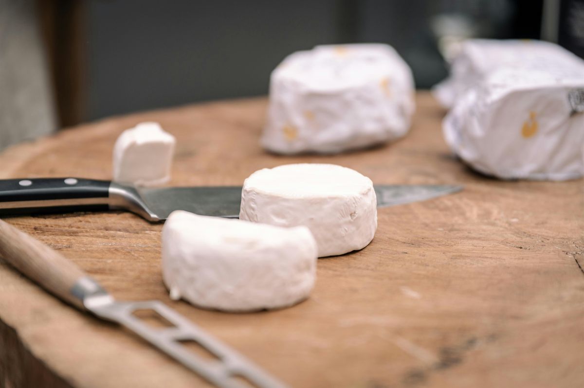 Wein und Käse “Ehre wem Ehre gebührt, 13 December | Event in Hamburg | AllEvents