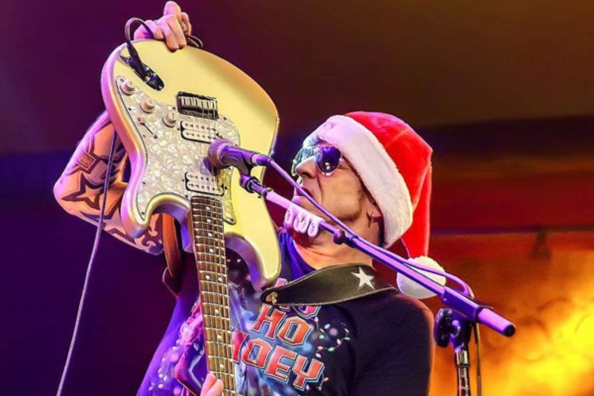 Gary Hoey - Ho Ho Hoey at Tupelo Music Hall, 5 December | Event in Derry | AllEvents