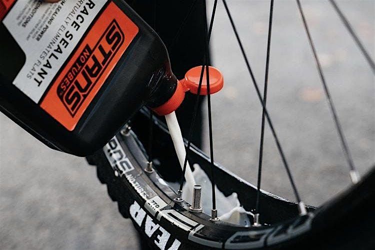 SAMEDI Pneus tubeless, plus jamais sans !, Het Atelier