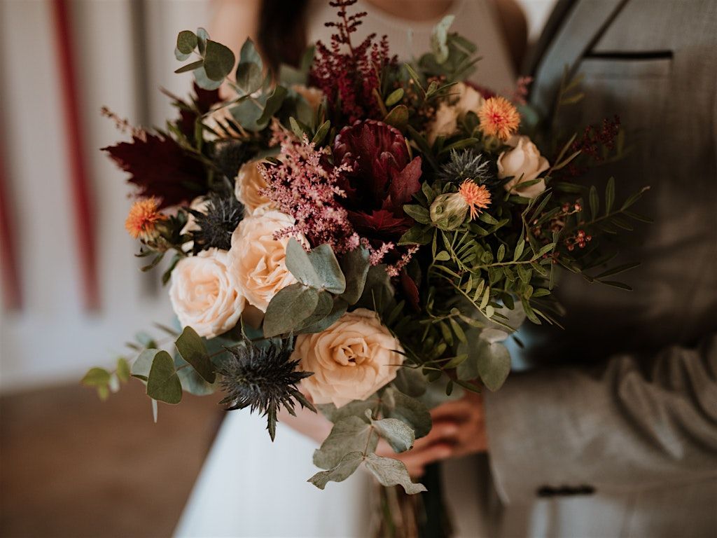 Holiday Bouquet-Making Workshop, 18 December | Event in Chatham | AllEvents