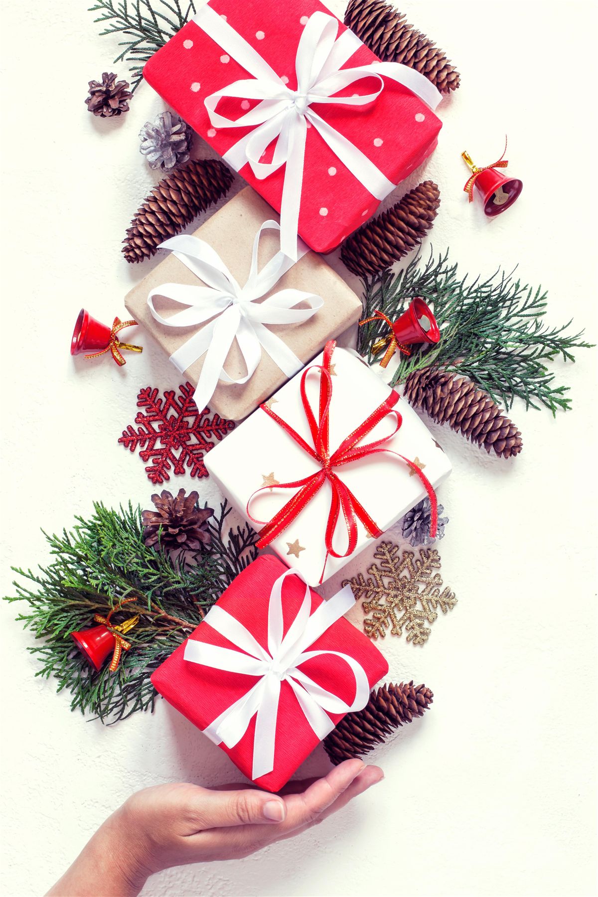 Christmas Gift Giveaway Sweepstakes At Dillard S At Macarthur