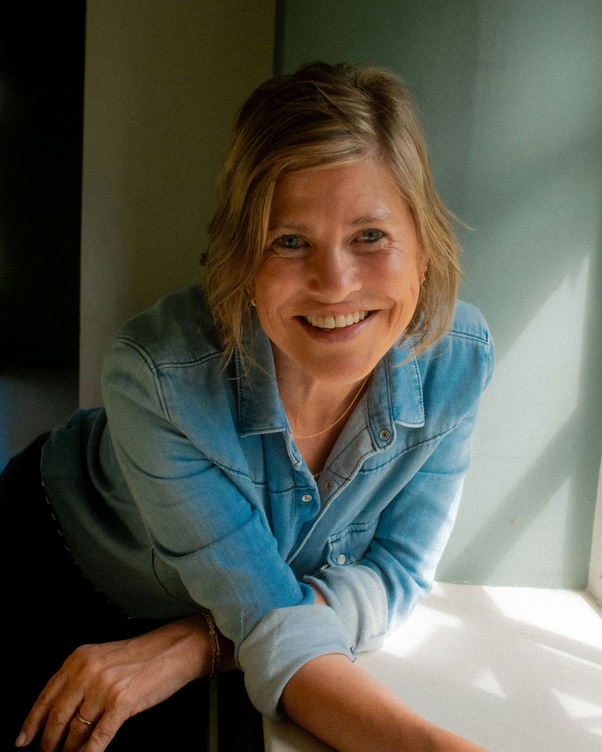 Broken Country - Clare Leslie Hall, 13 November | Event in Bruton | AllEvents