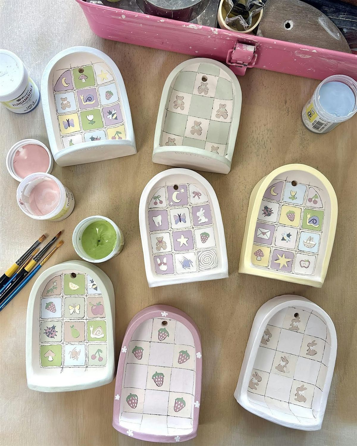 Paint Your Own Trinket Shelf with Kat of bugpicnic, 23 May | Event in Los Angeles | AllEvents