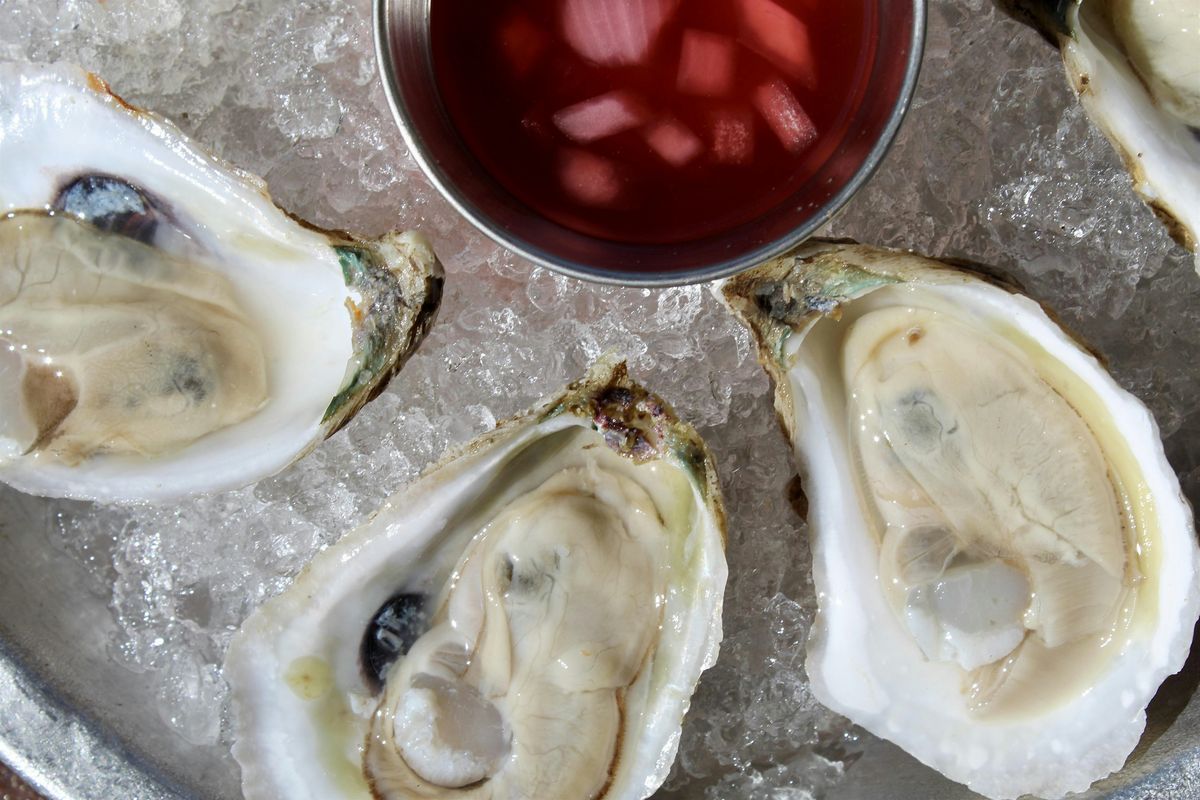 Sip and Slurp Oyster & Wine Pairing Event!, 18 October | Event in Baltimore | AllEvents