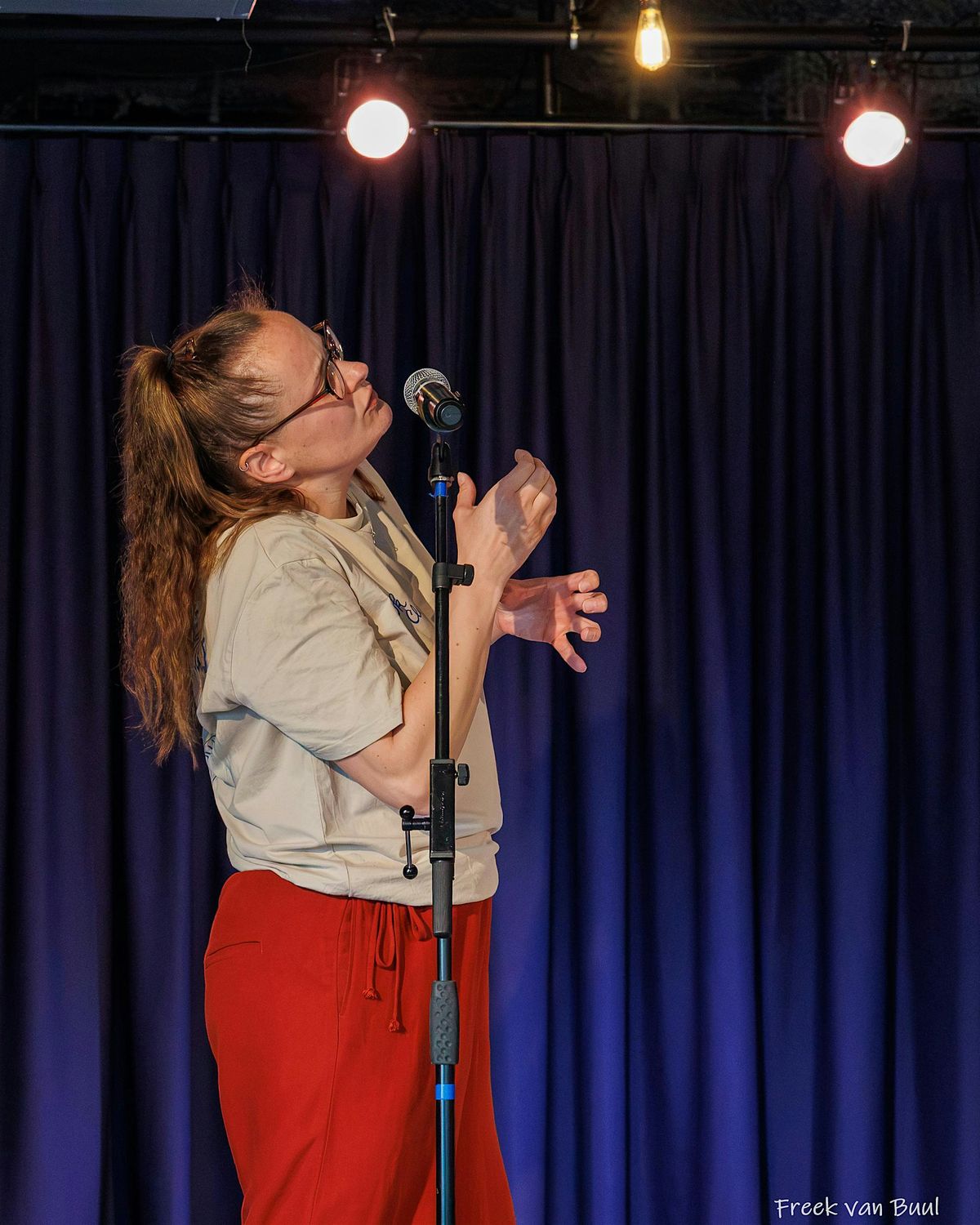 Club Komedie Eindje: Open Mic + aanstormend talent