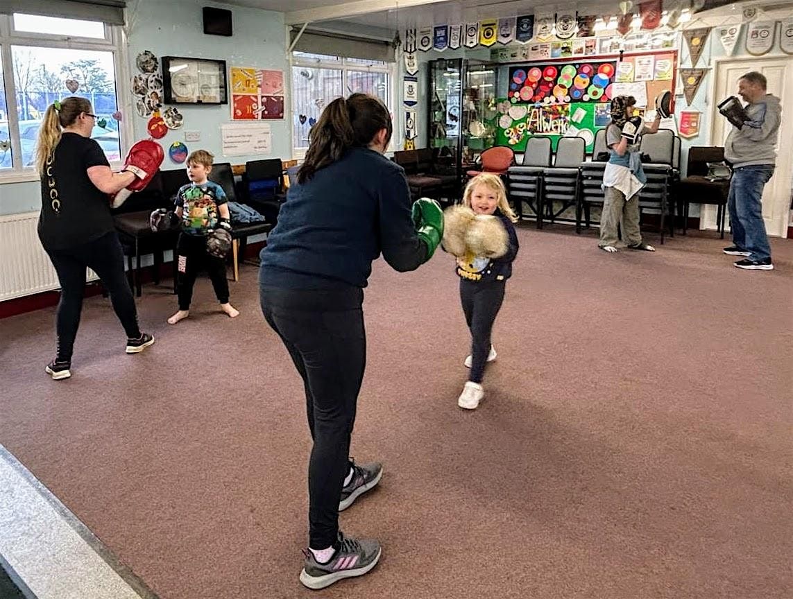 Connected Sundays: Parent & Child Boxing with Alpha Unit Training, 14 December | Event in Bala | AllEvents