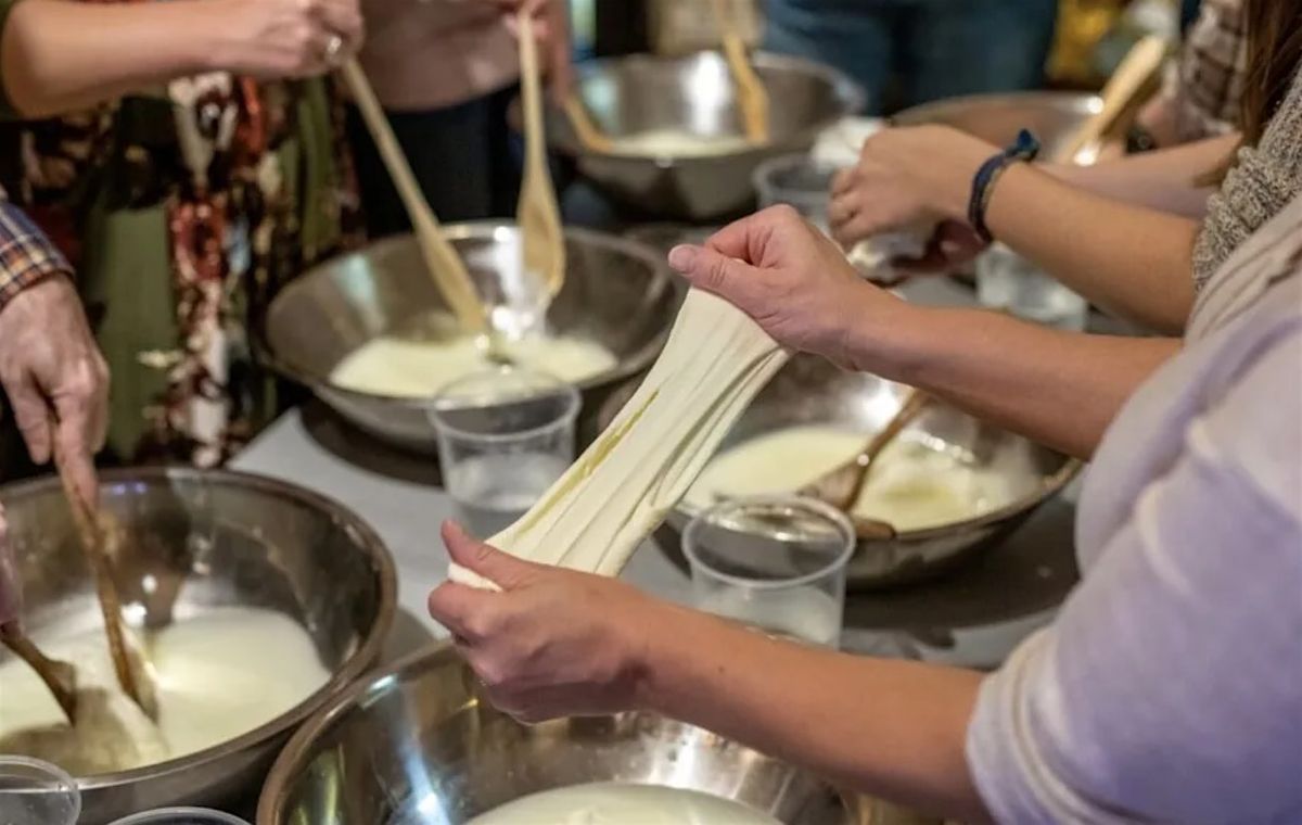 Culinarium: Mozzarella & Burrata Class with Chef Luciano, 8 May | Event in Toronto | AllEvents