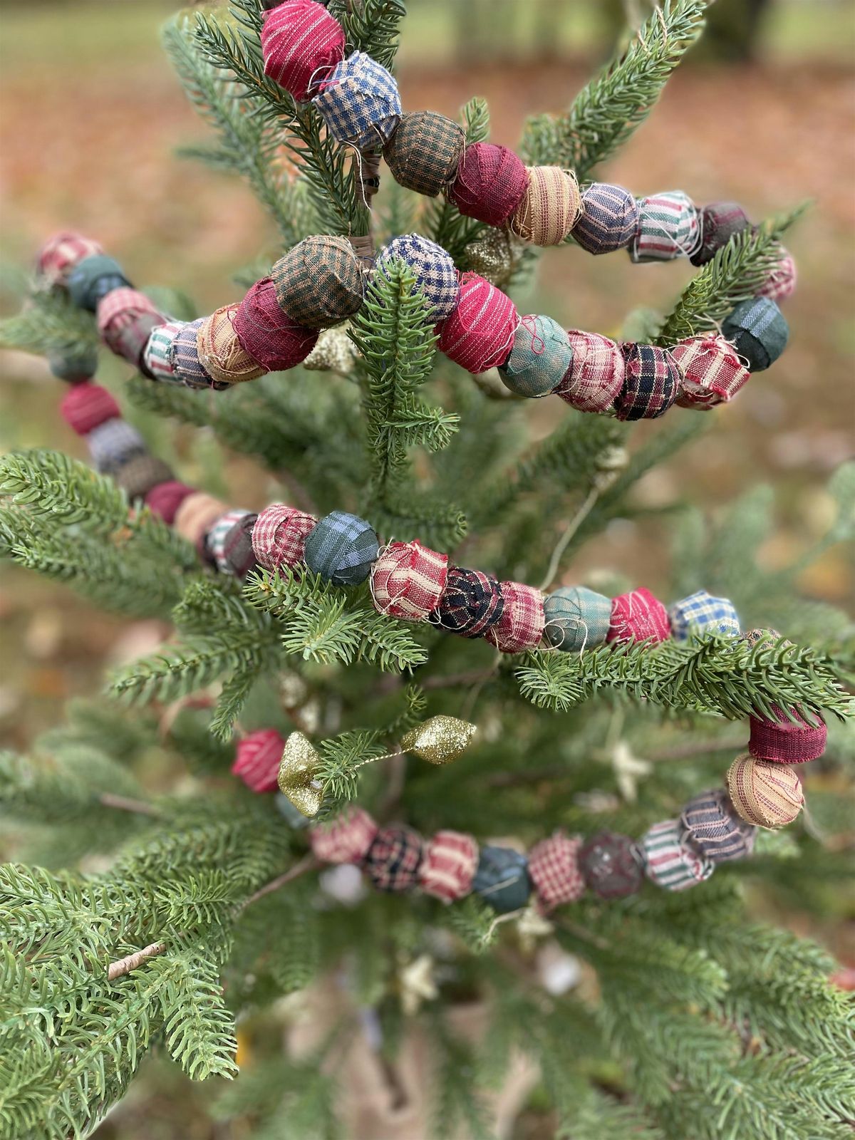 Holiday Scrap Fabric Garland Workshop, 22 November | Event in Schenectady | AllEvents